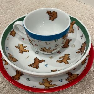 Last chance: Tiffany & Co. Alphabet Bears kids dish set
